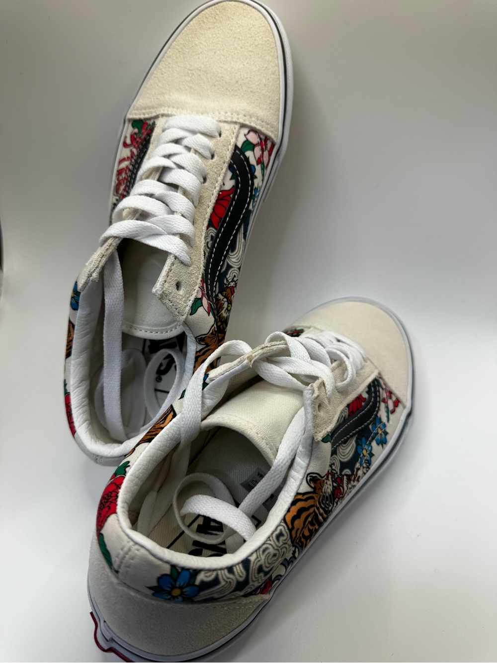 Vans White Canvas Low-Top Sneakers with Multicolor Floral & Tiger Print